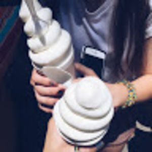 Meet your Posher, Abigail